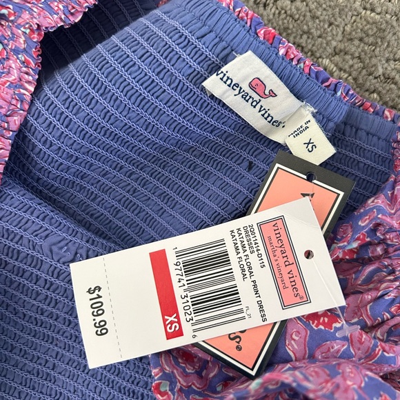 Vineyard Vines Katama Floral Print Dress - Picture 2 of 4